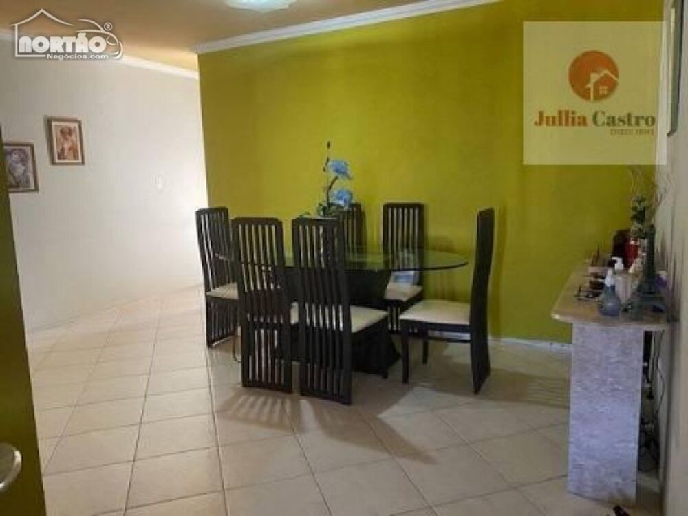 Casa, 5 quartos, 160 m² - Foto 4