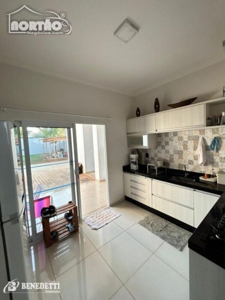 Casa, 4 quartos, 150 m² - Foto 4