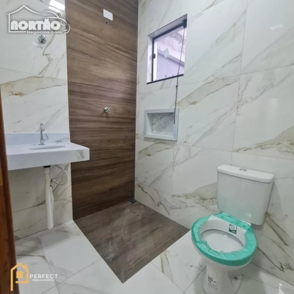 Casa à venda com 2 quartos, 70m² - Foto 8