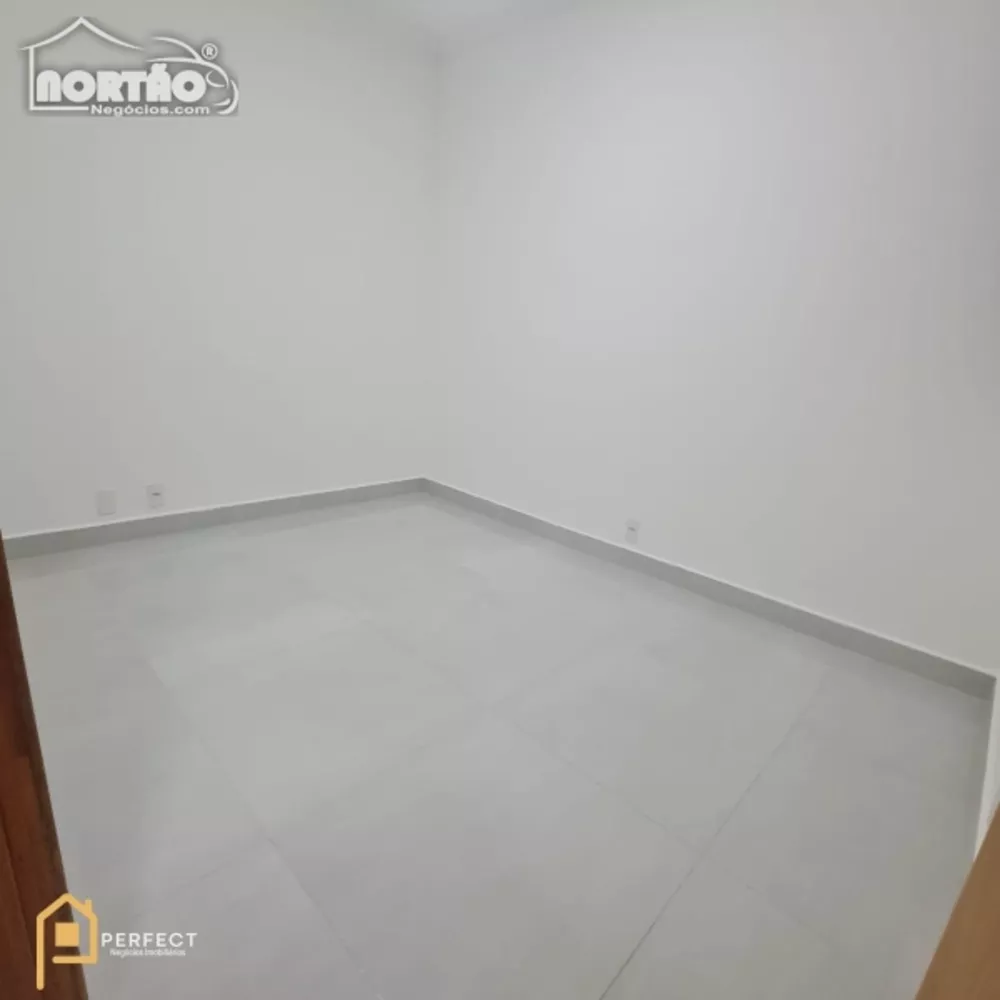 Casa à venda com 2 quartos, 70m² - Foto 7