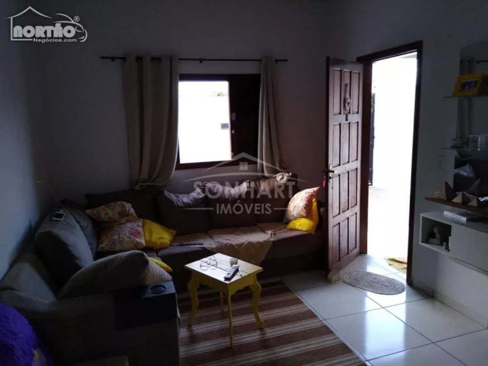 Casa à venda com 2 quartos, 100m² - Foto 8