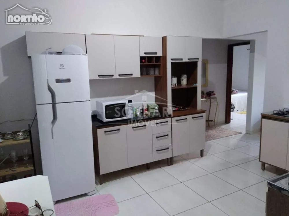 Casa à venda com 2 quartos, 100m² - Foto 6