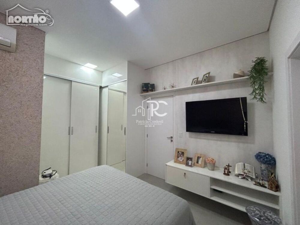 Casa à venda com 2 quartos, 83m² - Foto 4