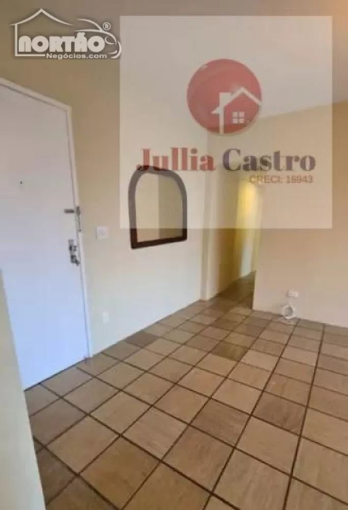 Casa à venda com 3 quartos, 90m² - Foto 2