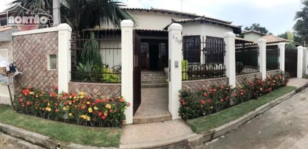 Casa à venda com 5 quartos, 101m² - Foto 1