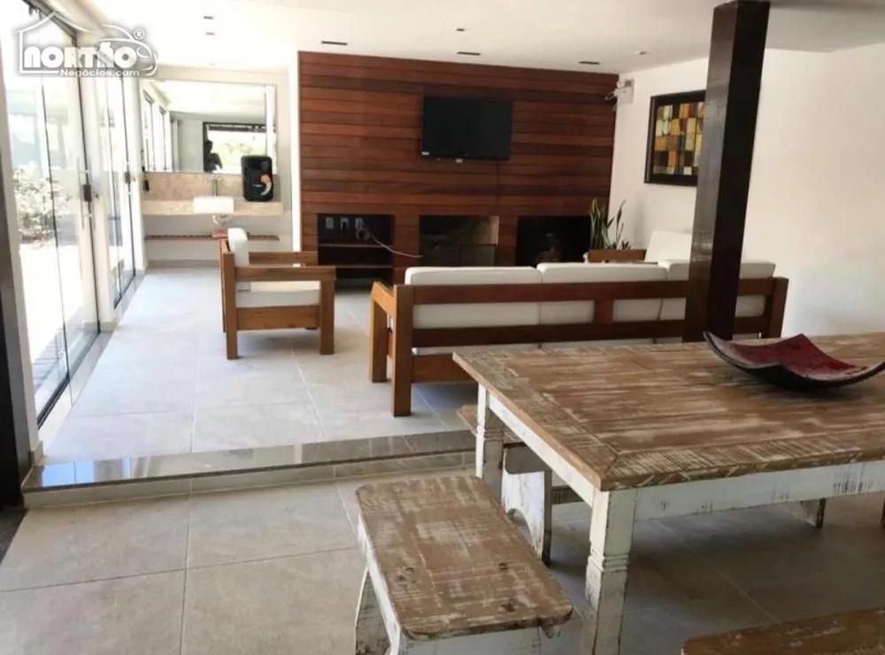 Casa à venda com 5 quartos, 101m² - Foto 5