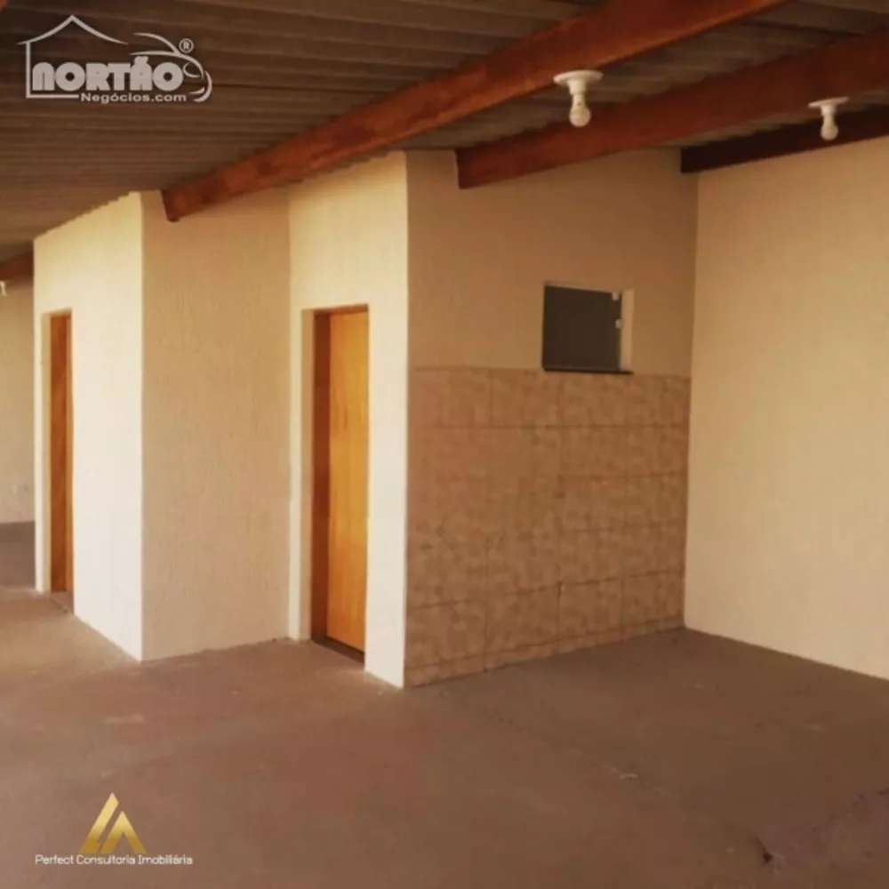 Casa à venda com 5 quartos, 157m² - Foto 2