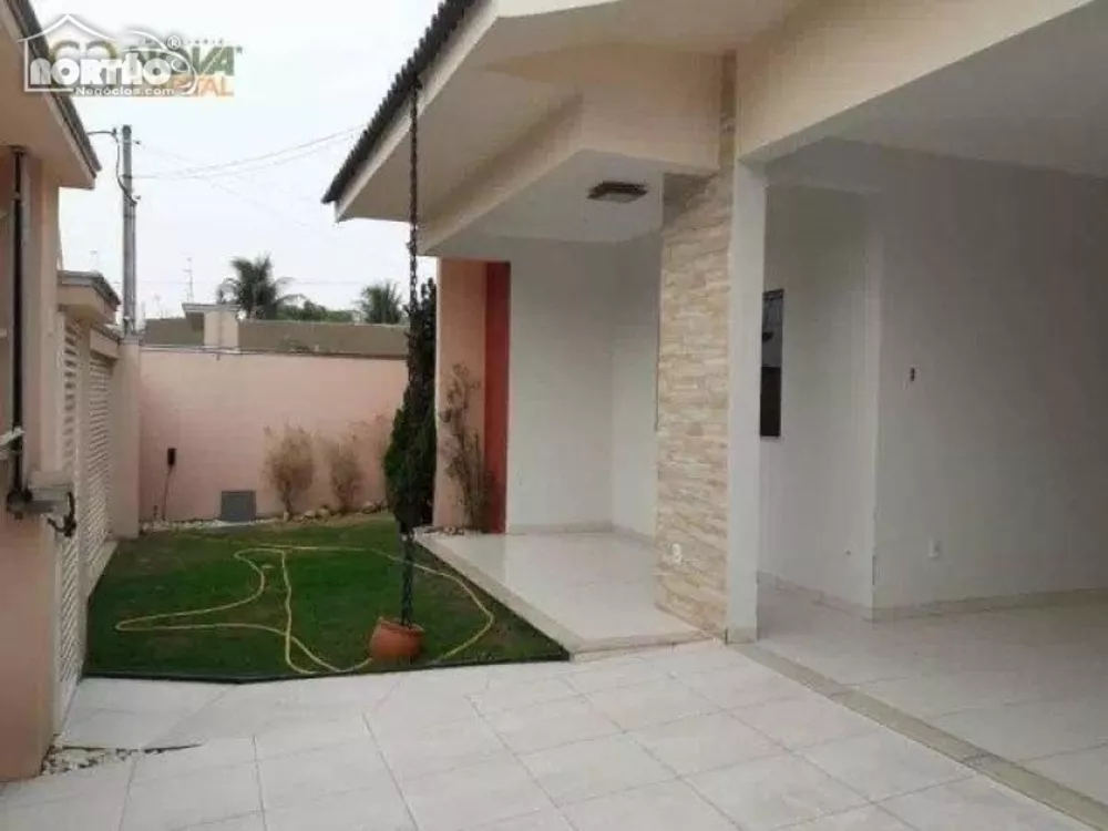 Casa à venda com 5 quartos, 340m² - Foto 2