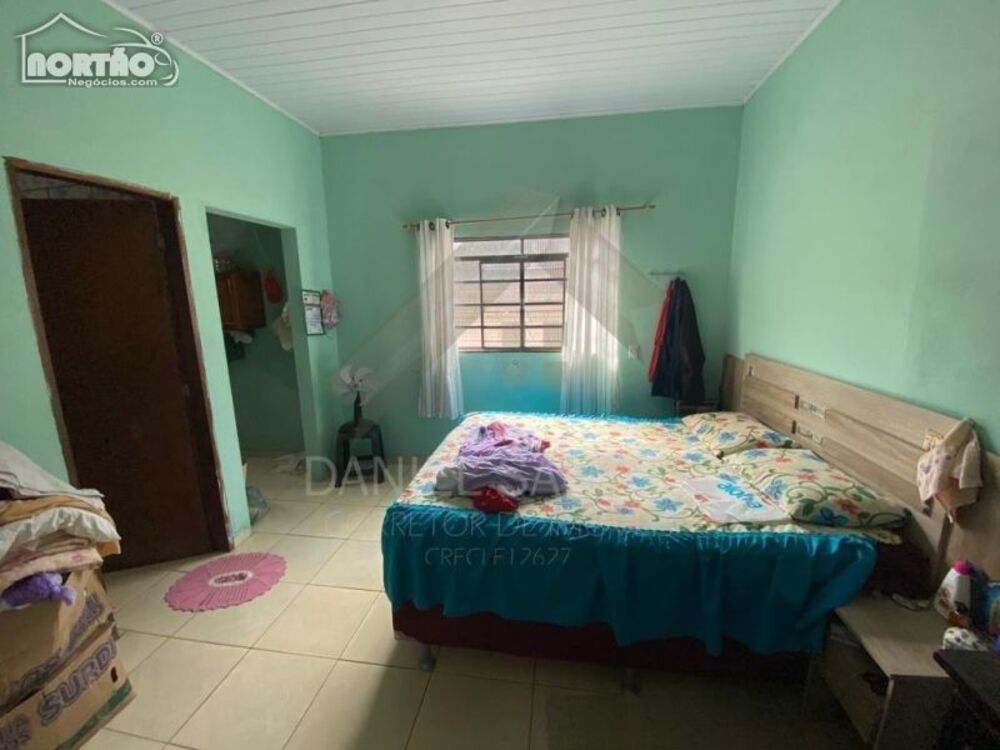 Casa à venda com 4 quartos, 120m² - Foto 8
