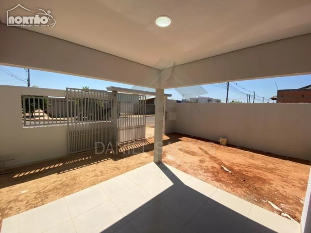 Casa à venda com 2 quartos, 77m² - Foto 4