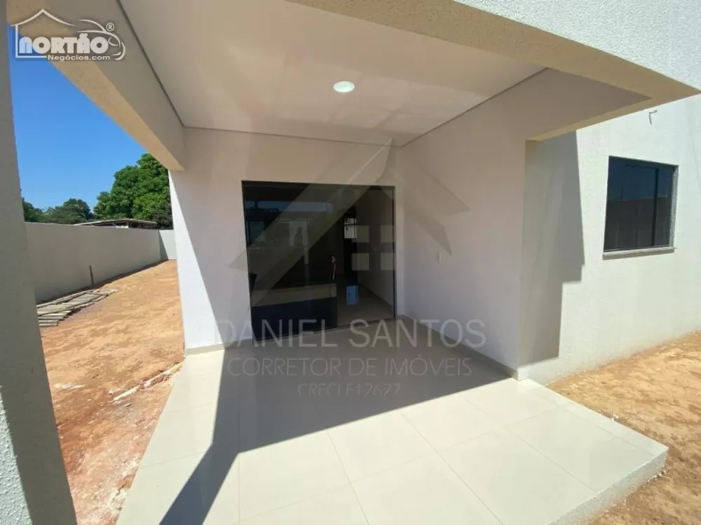 Casa à venda com 2 quartos, 77m² - Foto 3