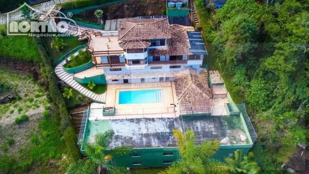 Casa, 4 quartos, 900 m² - Foto 1