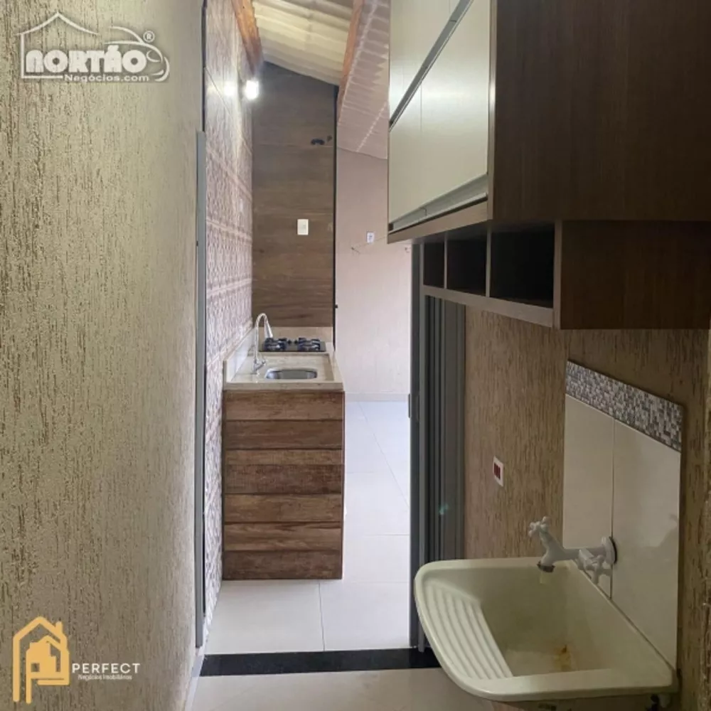 Casa à venda com 3 quartos, 155m² - Foto 5