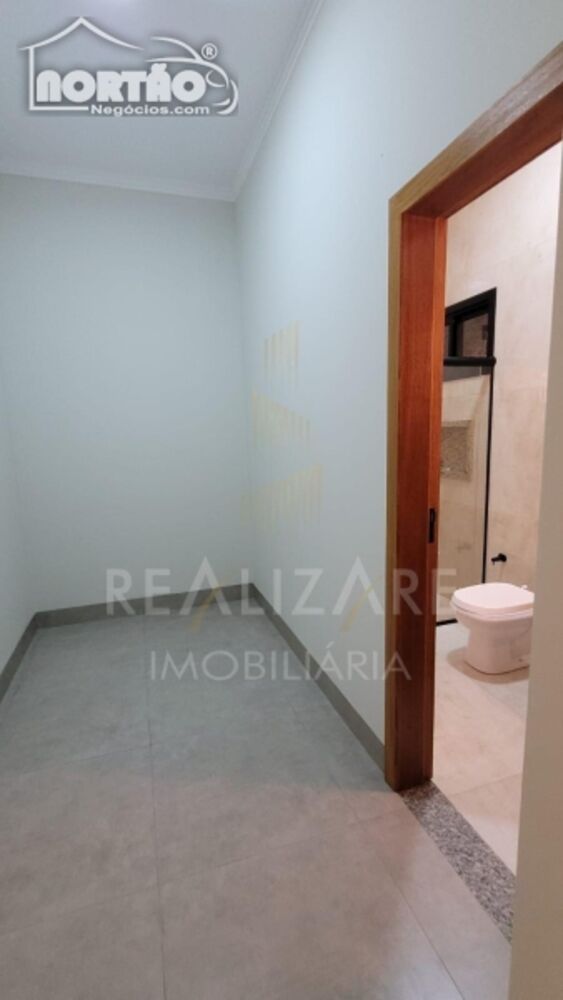 Casa à venda com 4 quartos, 155m² - Foto 5