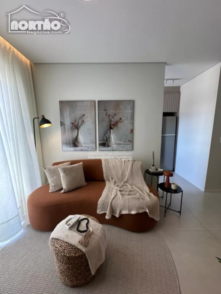 Casa à venda com 2 quartos, 55m² - Foto 1