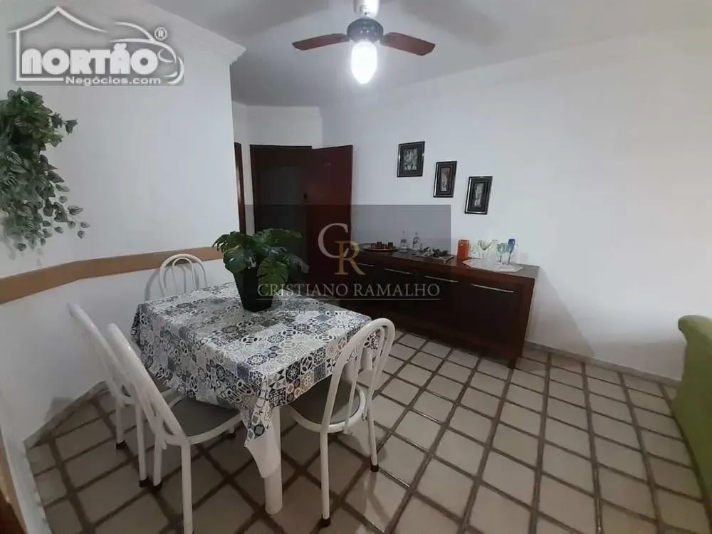 Casa, 6 quartos, 190 m² - Foto 5