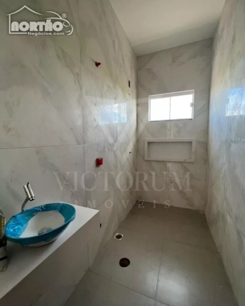 Casa à venda com 2 quartos, 80m² - Foto 4