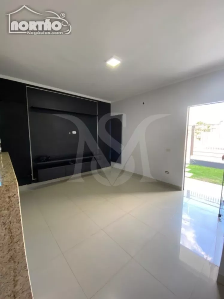 Casa à venda com 2 quartos, 99m² - Foto 2