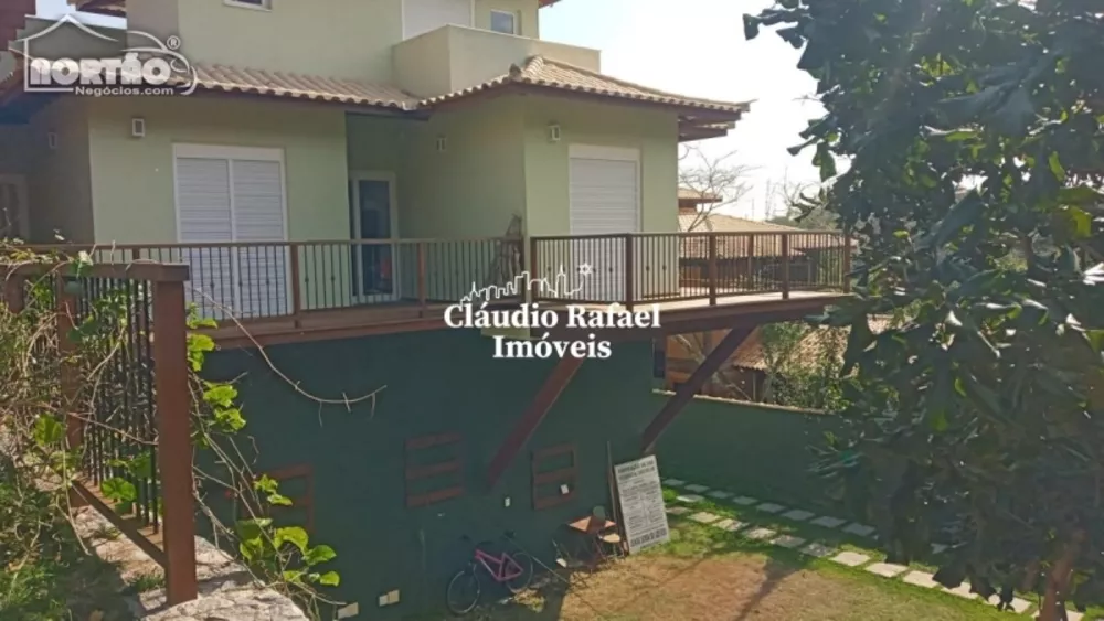 Casa à venda com 8 quartos, 195m² - Foto 2