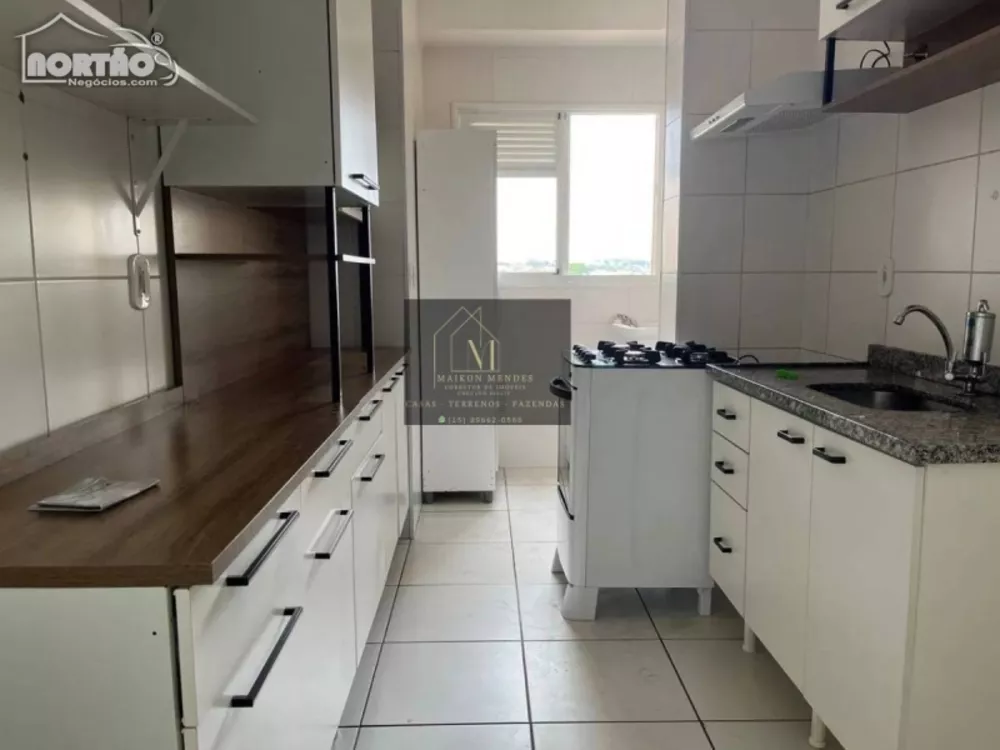 Casa à venda com 3 quartos, 72m² - Foto 4