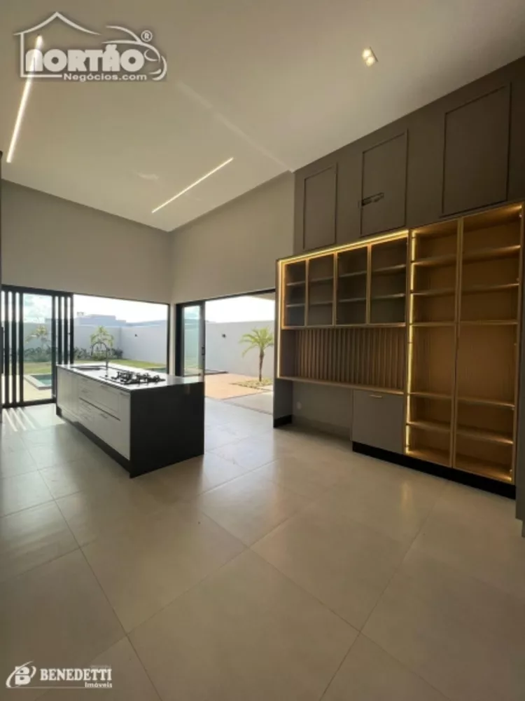 Casa à venda com 2 quartos, 180m² - Foto 8