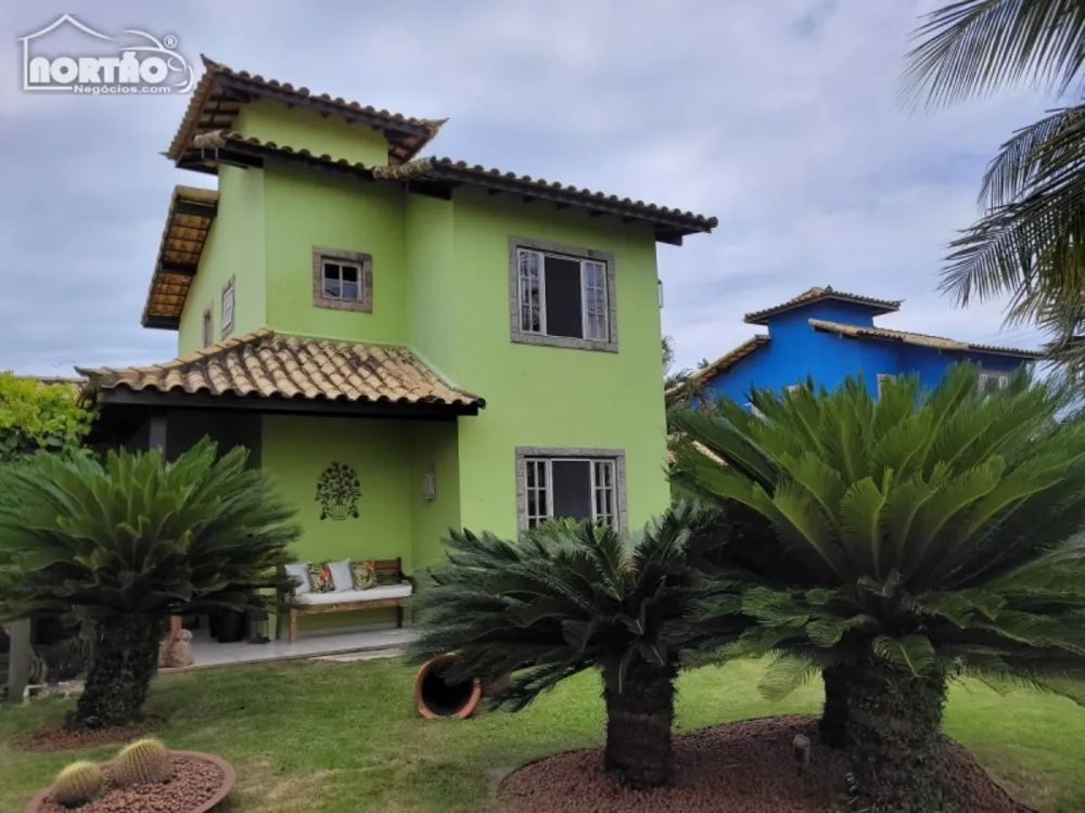Casa, 4 quartos, 235 m² - Foto 2