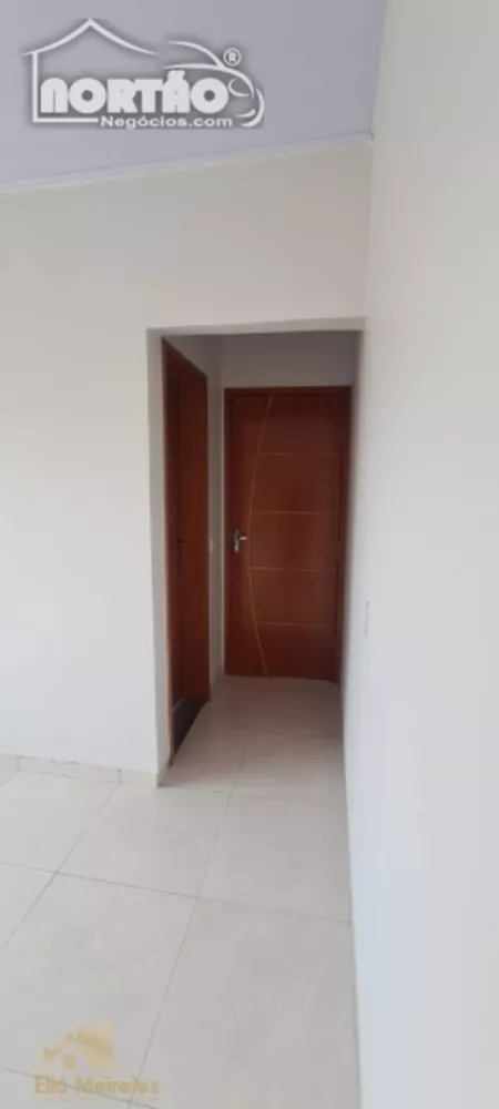 Casa à venda com 2 quartos, 70m² - Foto 7