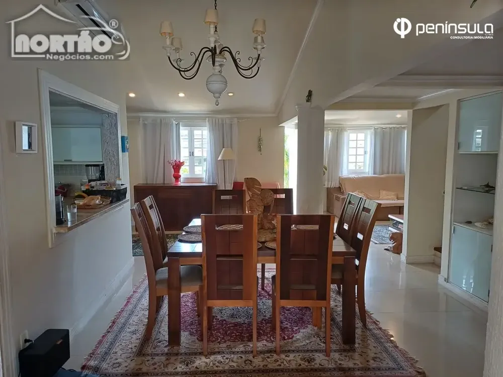 Casa, 6 quartos, 202 m² - Foto 6