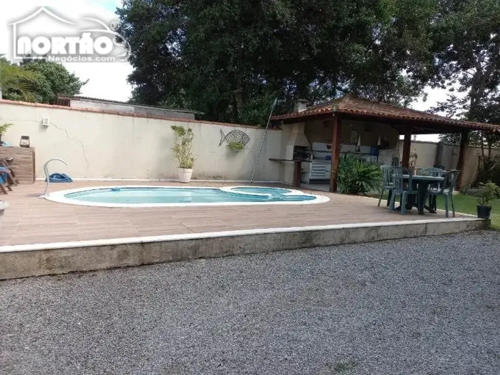 Casa, 4 quartos, 200 m² - Foto 2