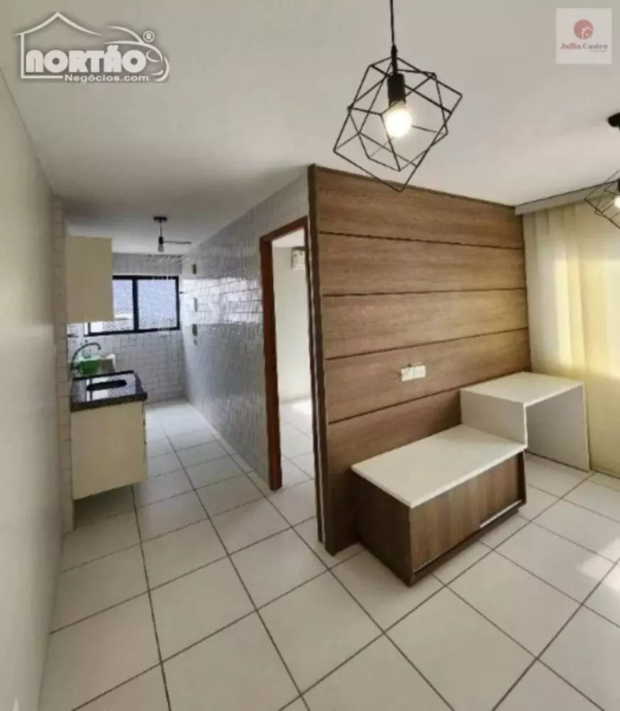 Casa à venda com 2 quartos, 30m² - Foto 4