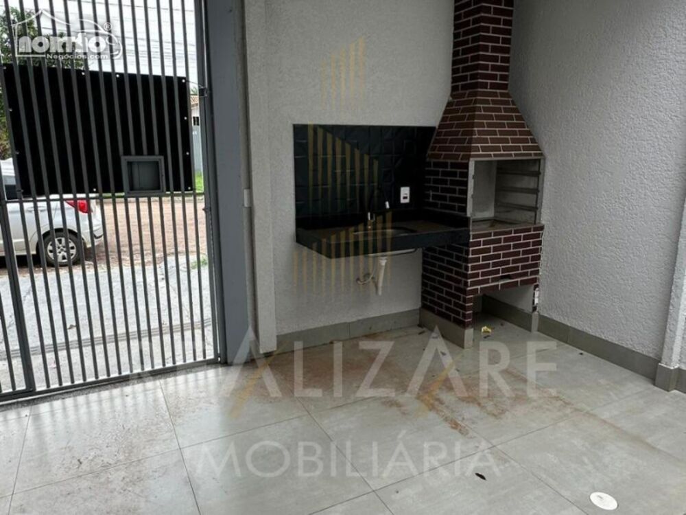 Casa à venda com 2 quartos, 83m² - Foto 3