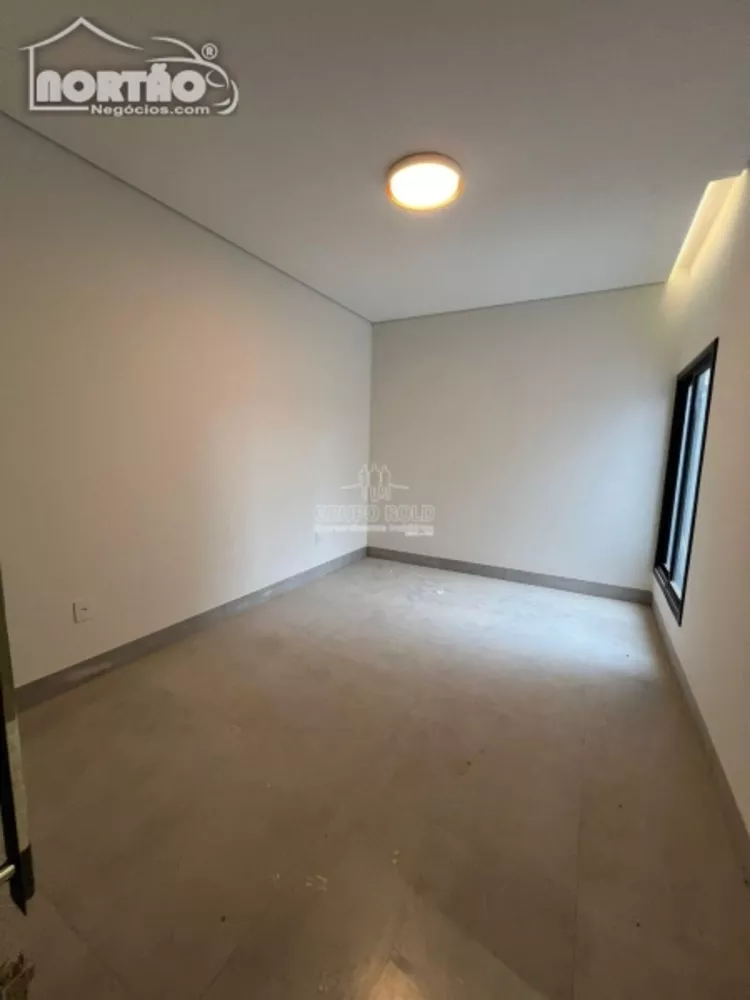 Casa à venda com 1 quarto, 198m² - Foto 10