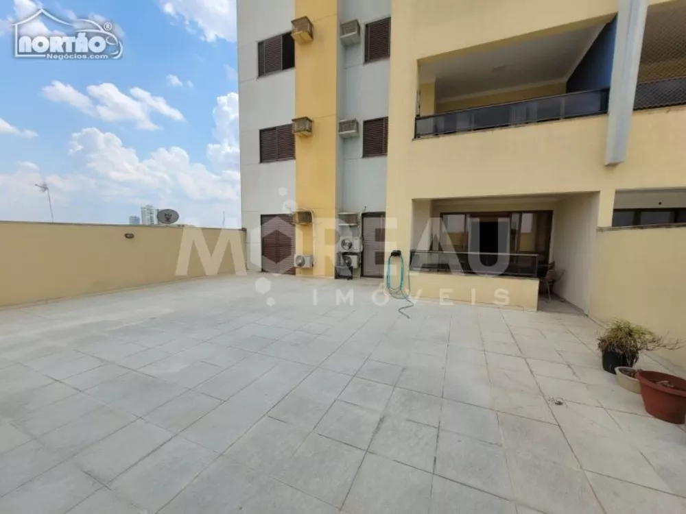 Casa, 5 quartos, 170 m² - Foto 4