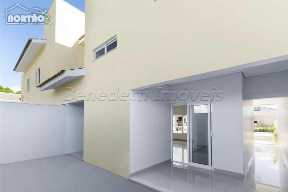 Casa à venda com 3 quartos, 116m² - Foto 7