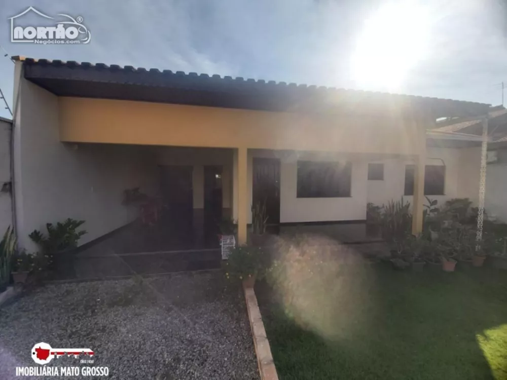 Casa à venda com 3 quartos, 142m² - Foto 3