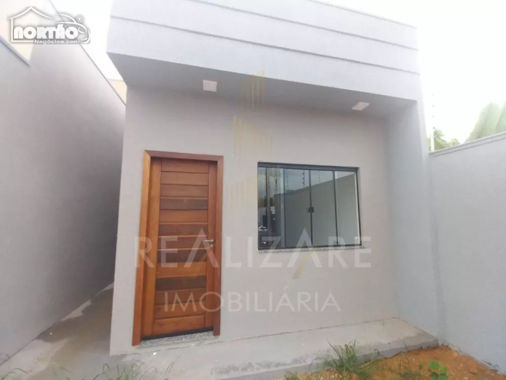 Casa à venda com 3 quartos, 57m² - Foto 1