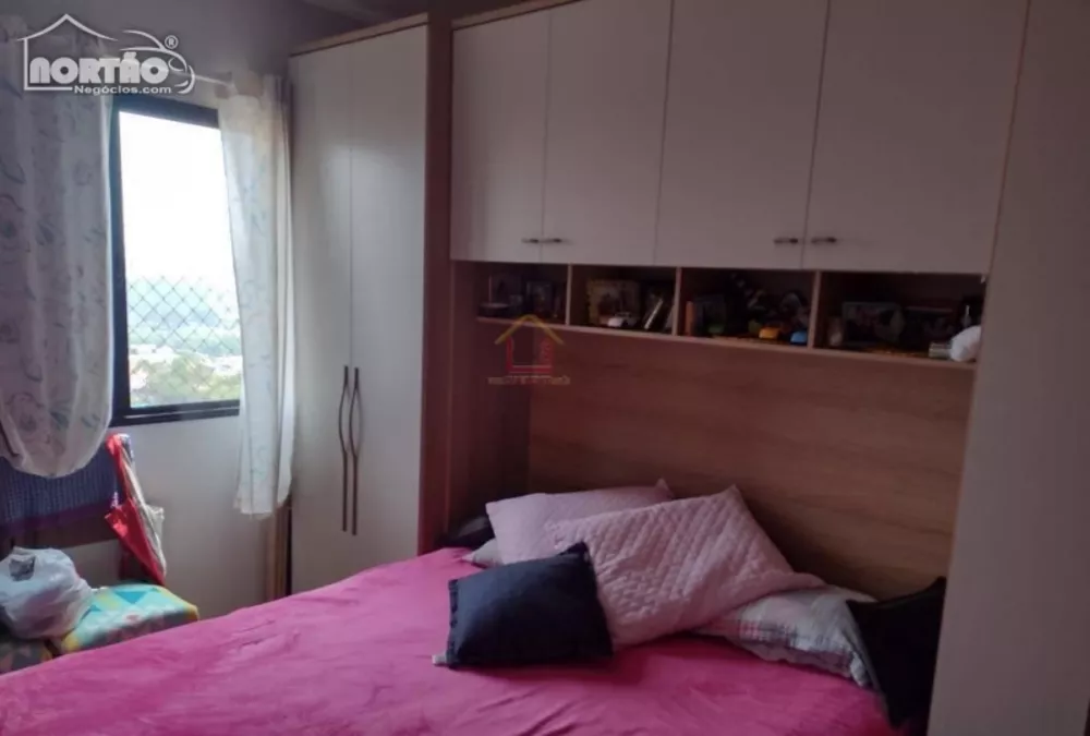 Casa à venda com 3 quartos, 70m² - Foto 4