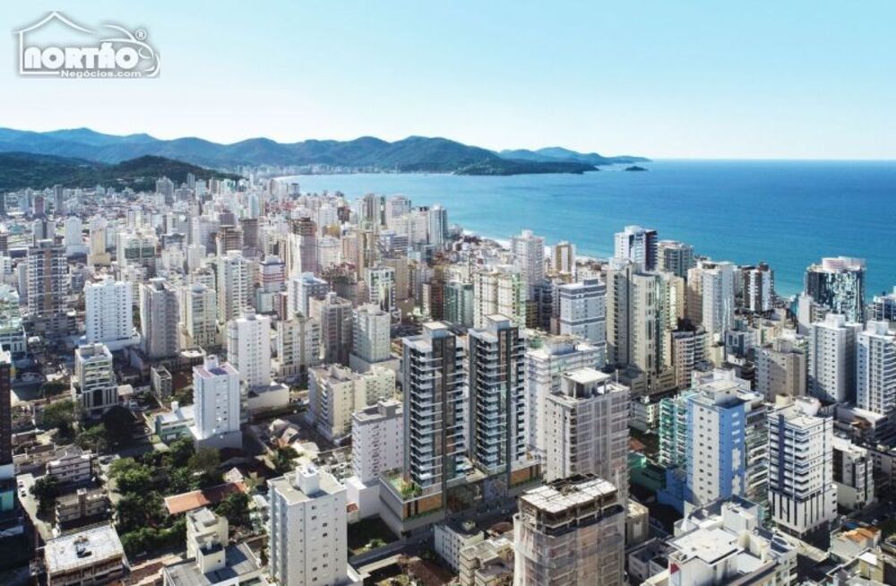 Casa à venda com 3 quartos, 132m² - Foto 3