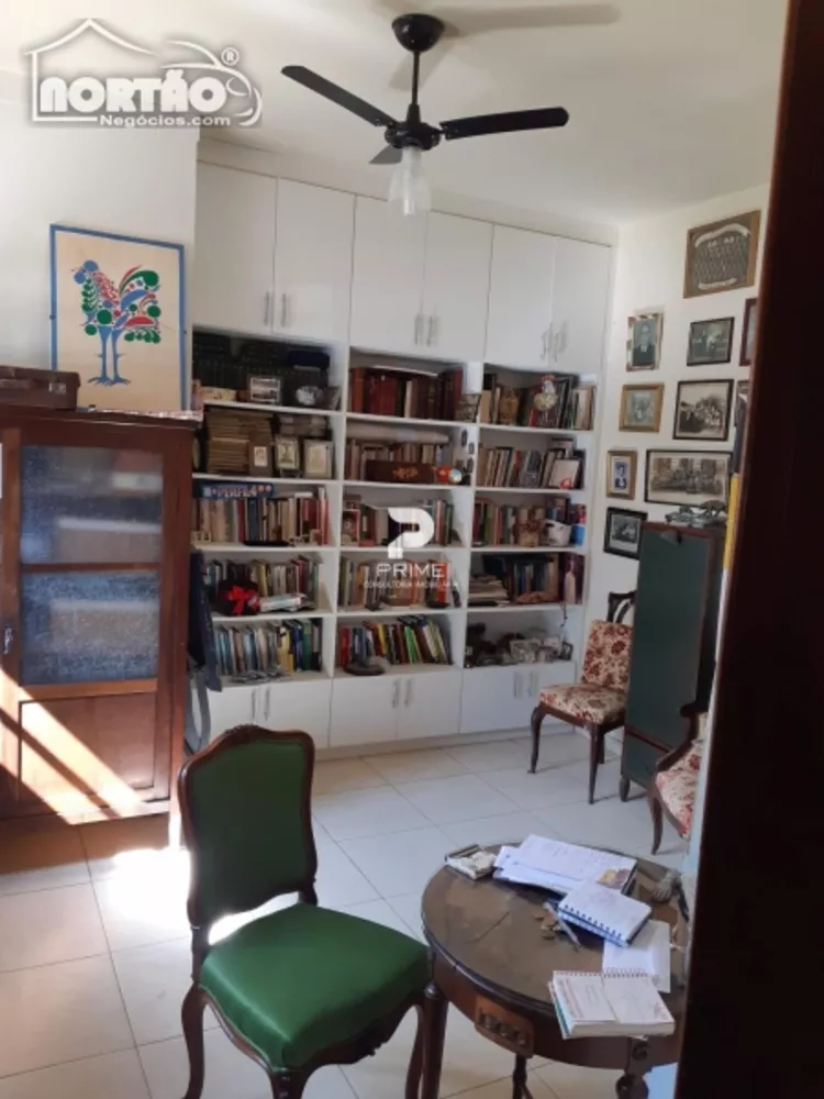 Casa, 7 quartos, 304 m² - Foto 5