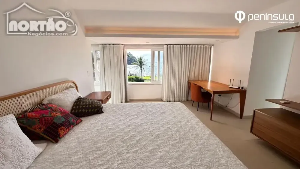 Casa, 6 quartos, 230 m² - Foto 8