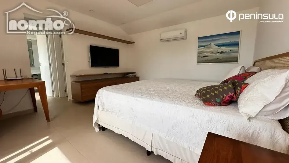 Casa, 6 quartos, 230 m² - Foto 9
