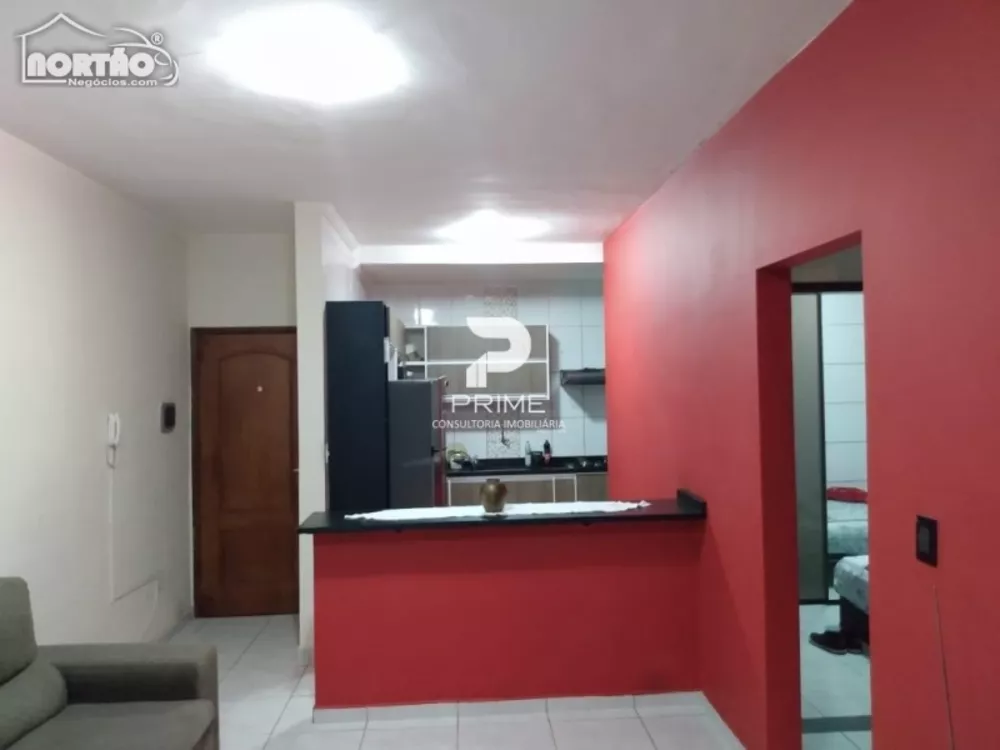 Casa à venda com 2 quartos, 66m² - Foto 4