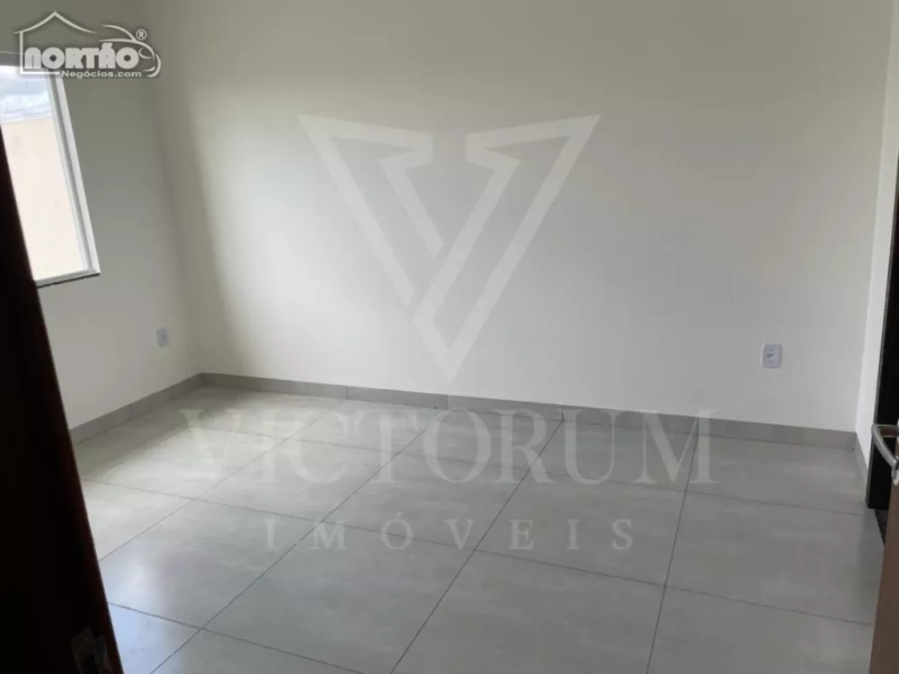 Casa à venda com 3 quartos, 320m² - Foto 6