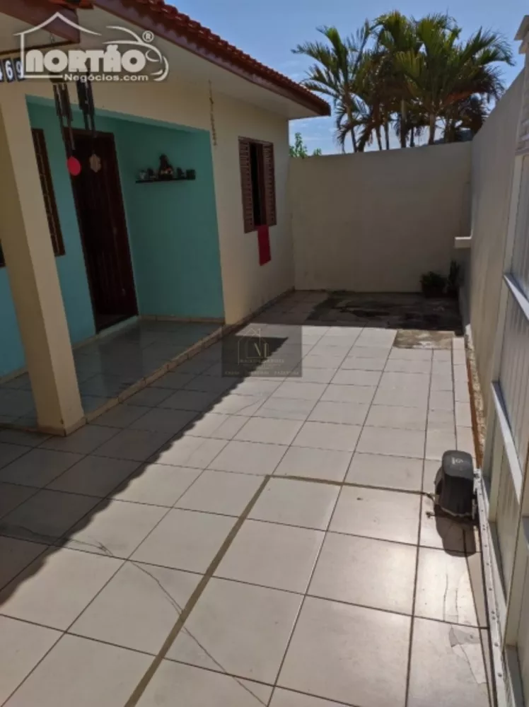 Casa à venda com 2 quartos, 190m² - Foto 3