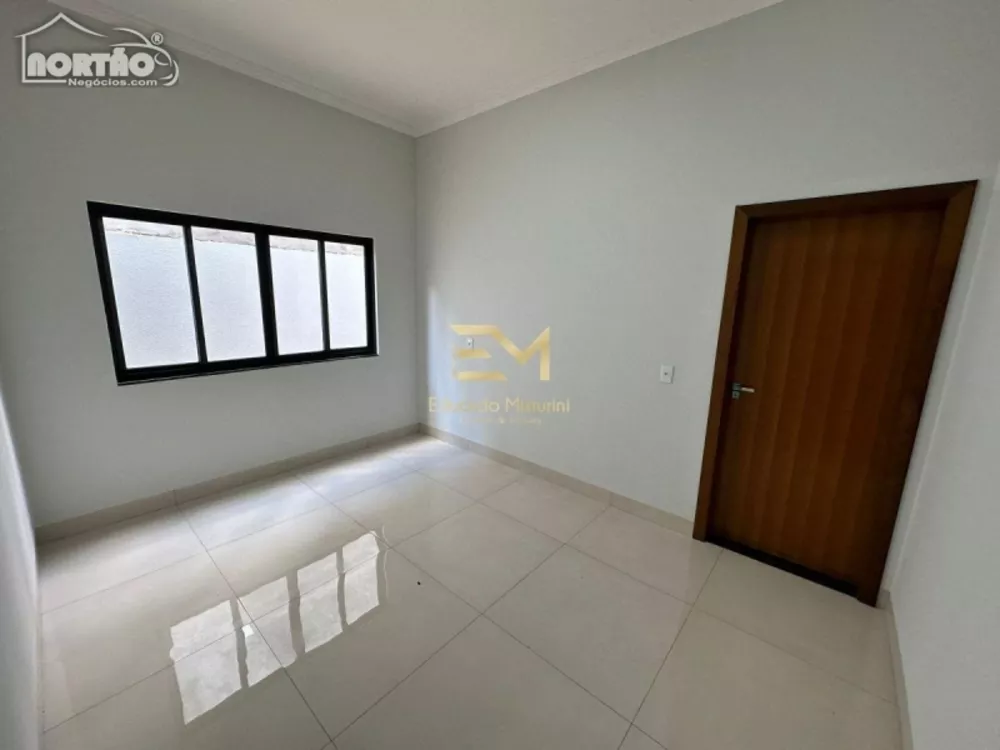 Casa à venda com 1 quarto, 180m² - Foto 7