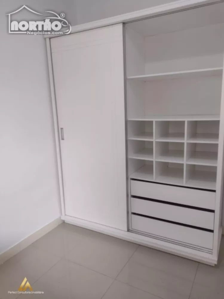 Casa à venda com 1 quarto, 49m² - Foto 3