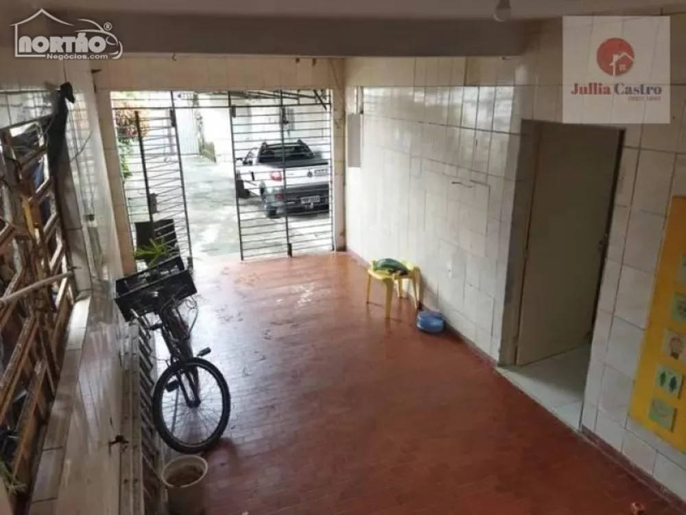 Casa à venda com 7 quartos, 360m² - Foto 3