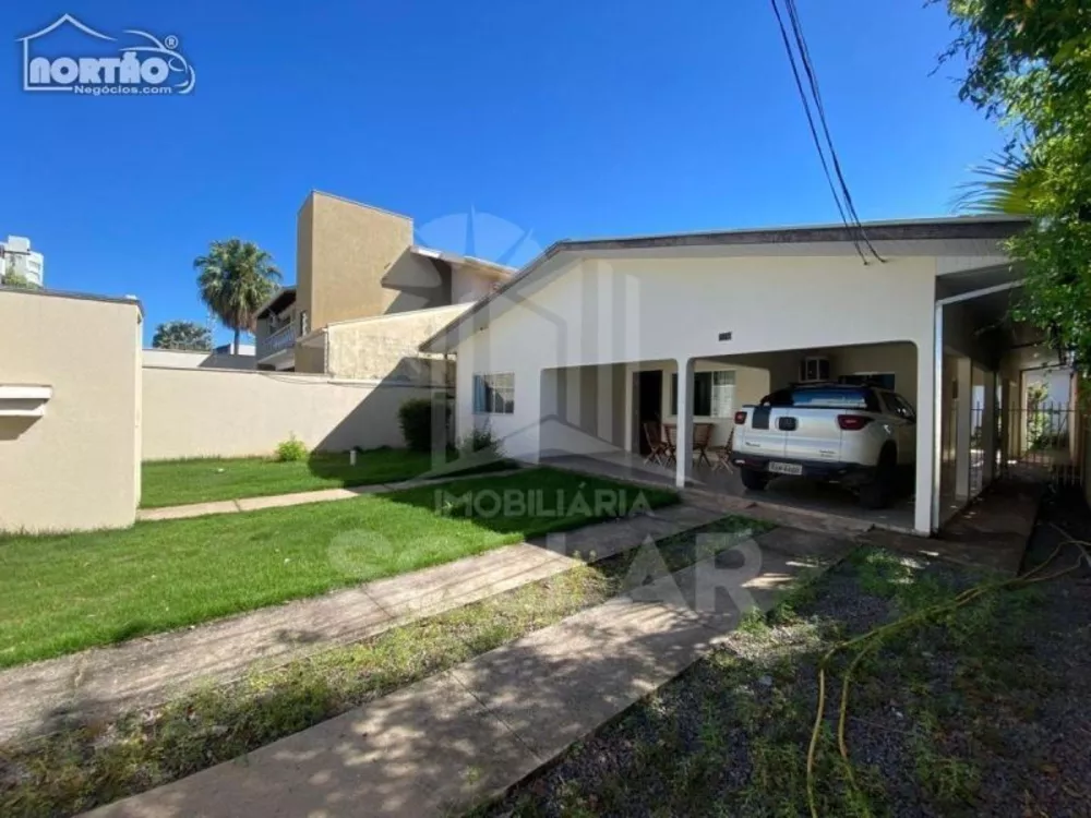 Casa, 3 quartos, 210 m² - Foto 2