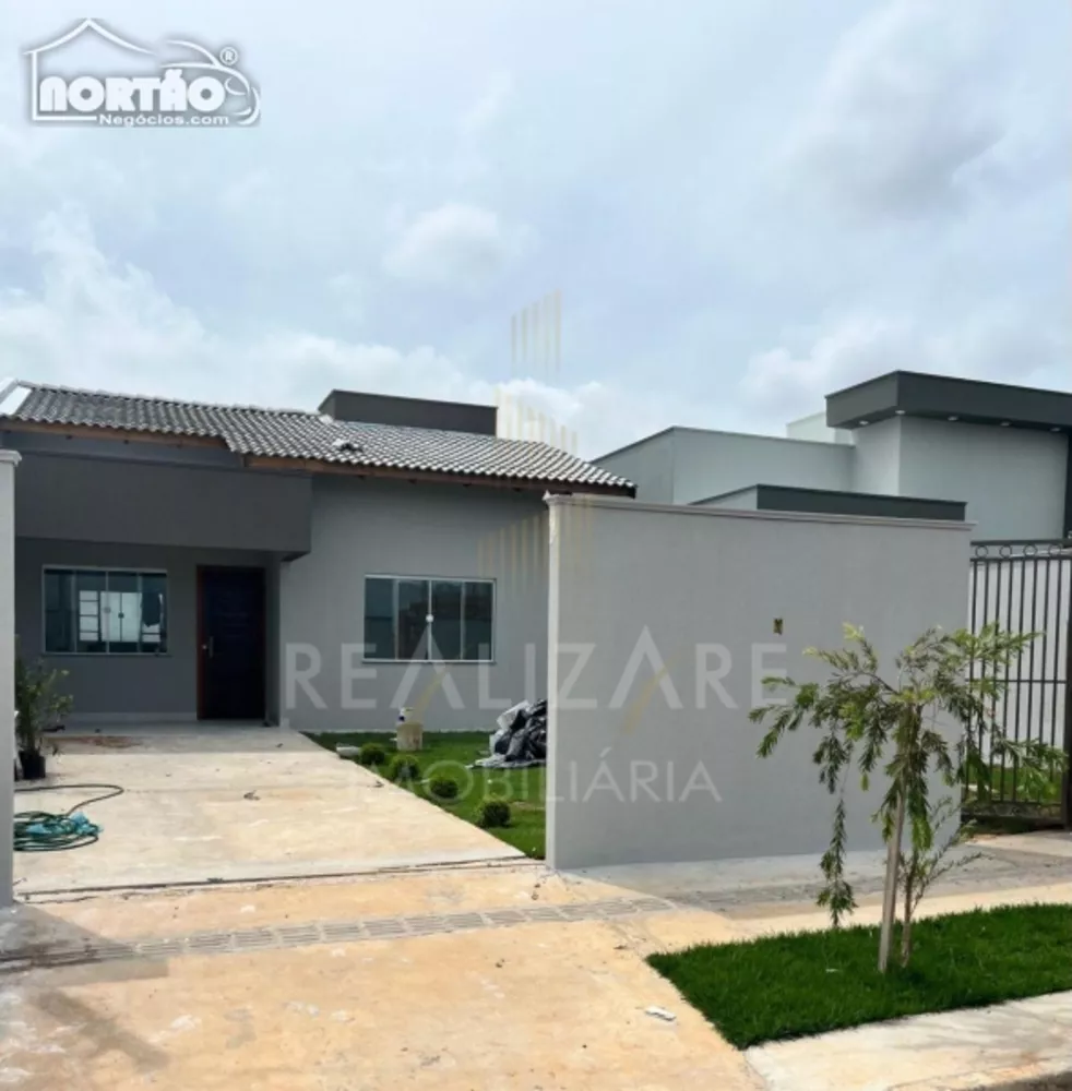 Casa à venda com 2 quartos, 66m² - Foto 4