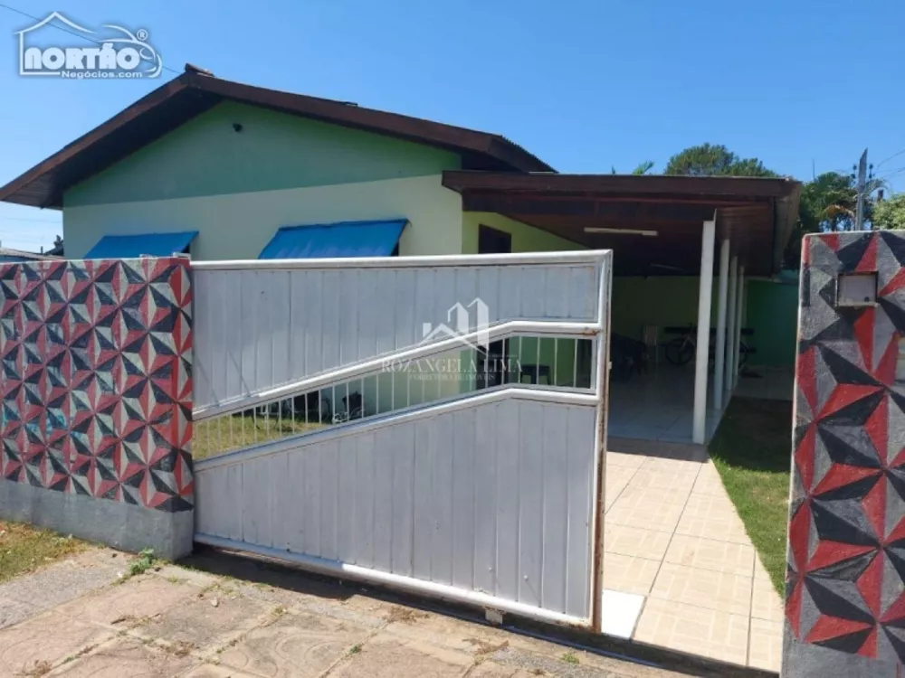 Casa à venda com 3 quartos, 94m² - Foto 2